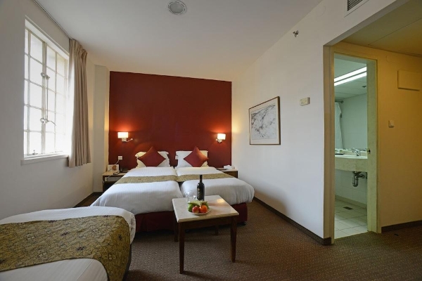 YMCA Three Arches Hotel (Jerusalem)